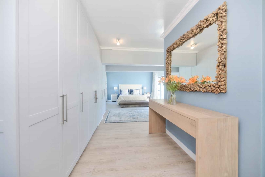 4 Bedroom Property for Sale in Hermanus Heights Western Cape